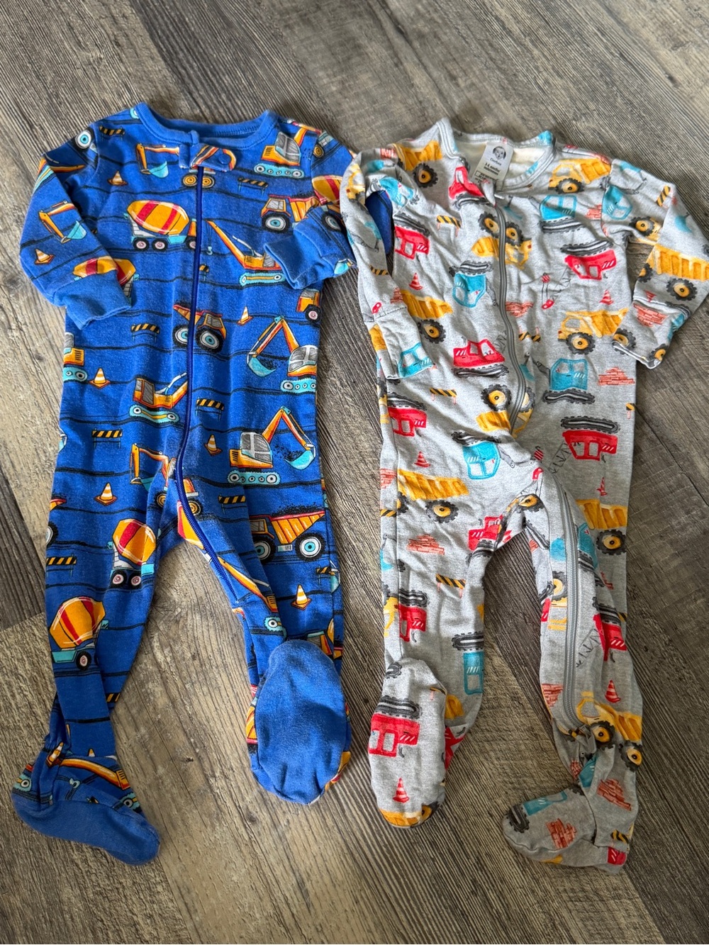 2 Baby Boy Construction Vehicle Footed Sleepers Lot 3-6M PJ Place Gerber